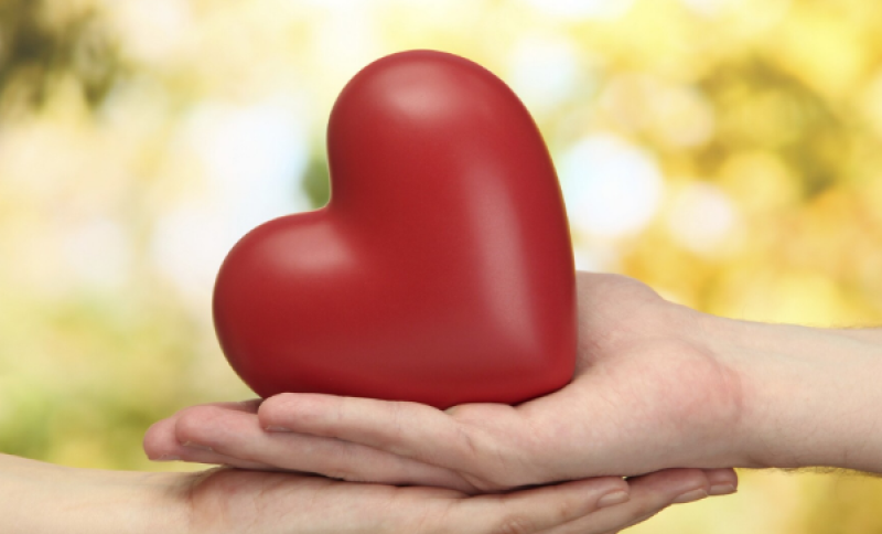 14-годишната Деяна остана без подкрепа от родителите си, но продължава да учи