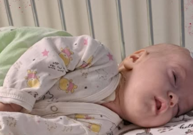 Малкият Михаил - още едно дете, което има нужда от помощ за лечение