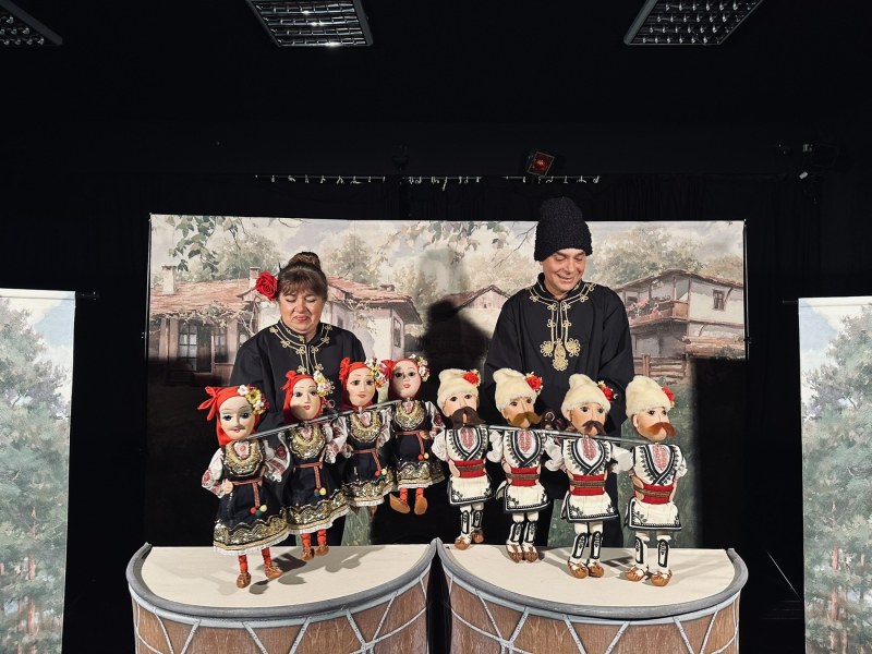 Спектакълът „Тъпанъ“ гостува в Първомай