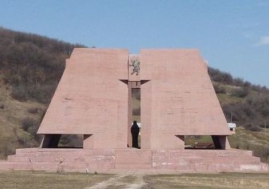 Българите побеждават в боя при Гургулят в Сръбско-българска война