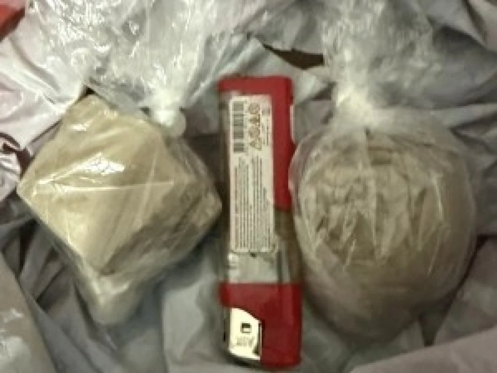 Двама пловдивчани са заловени с 22 пликчета фентанил в Пазарджик