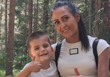 Млада жена, майка на три деца, има нужда от помощ за бъбречна трансплантация