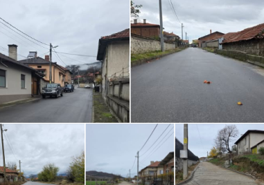 Поправиха уредите по детски площадки в Карлово, ремонтираха 5 улици в региона