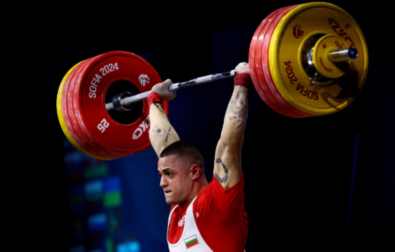 Федерацията прие условията на Карлос Насар, той става най-високоплатеният щангист в България