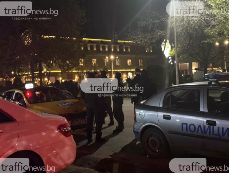 Спецакция в “Тракия“: Маскирани полицаи обградиха такси, задържаха шофьора