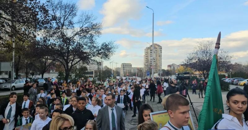 Стотици деца поведоха празничното шествие за Деня на християнското семейство в Тракия