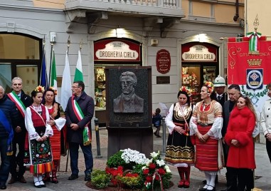 Барелеф на Апостола бе открит в италианския град Монца