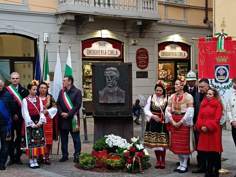 Барелеф на Апостола бе открит в италианския град Монца