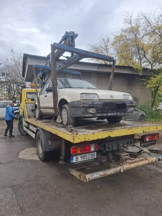 Репатрираха излезли от употреба автомобили в „Северен“