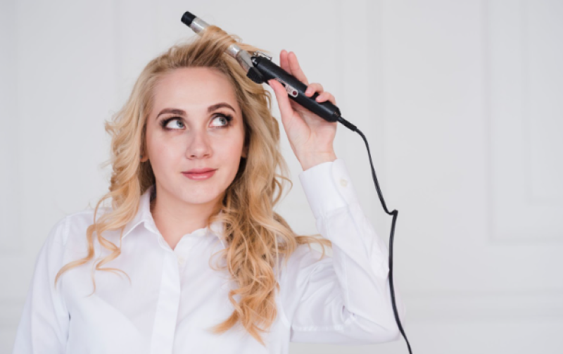 Как да изберете идеалната маша за коса - практични съвети и тенденции през сезона