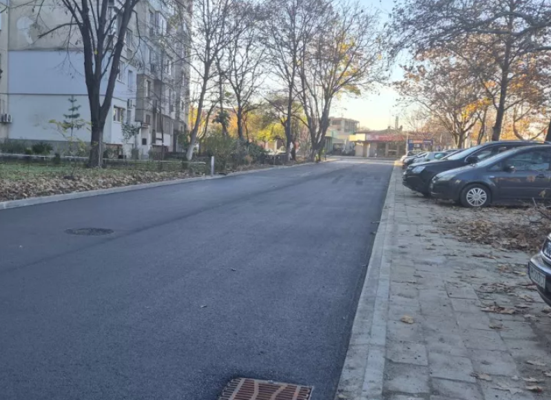 Завърши ремонтът на част от локалното платно на бул. „Никола Вапцаров