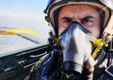 Годеницата на загиналия пилот Венцислав Дункин го почете за рождения му ден