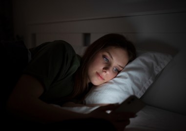 Съвети за хранене, които могат да помогнат при проблеми със съня