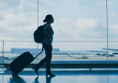 Българите продължават да пътуват в чужбина, октомври отчита ръст