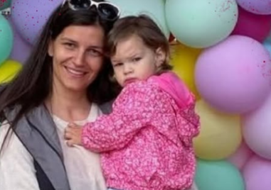 Млада жена и майка има нужда от помощ за скъпи лекарства, за да живее