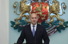 Президентът с извънредно изявление: Предсрочните избори са единственият път напред