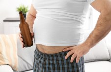 Ново проучване показва вредите за сърцето от “биреното коремче“