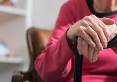 “Криминалист“ измами пенсионерка, взе й 11 000 евро и 3 000 лева