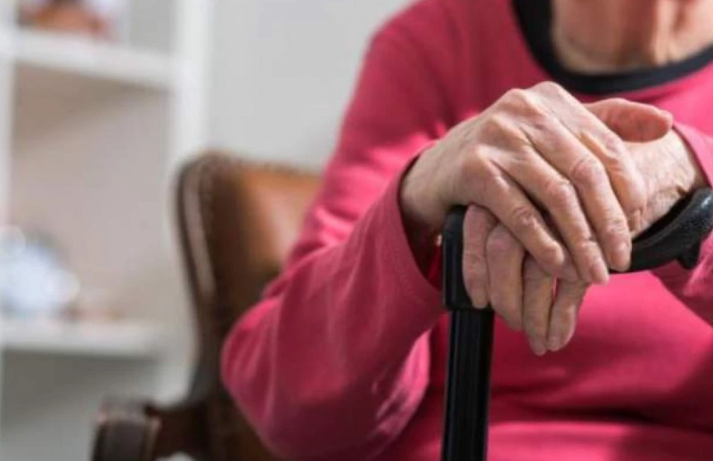 “Криминалист“ измами пенсионерка, взе й 11 000 евро и 3 000 лева