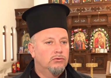 Крадци посегнаха на новата църква в Стряма