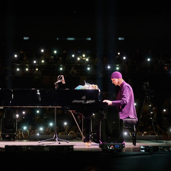 Виртуозният пианист Монах Авел, превърнал изкуството в молитва, за първи път в Пловдив