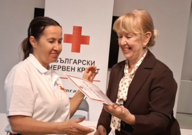 Над 80 активисти на БЧК-Пловдив отличени в Международния ден на доброволеца