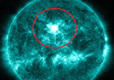 Удря ни нова силна магнитна буря