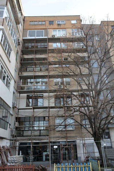 Започва санирането на още един голям блок в Асеновград