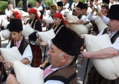 Българската гайда влезе в световното нематериално наследство на ЮНЕСКО