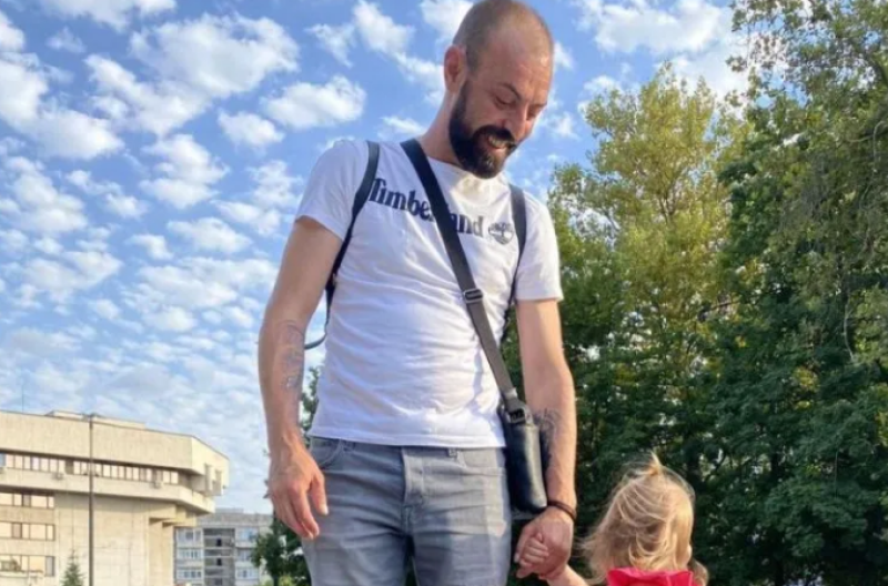 Млад баща се бори за живота си след тежък тумор