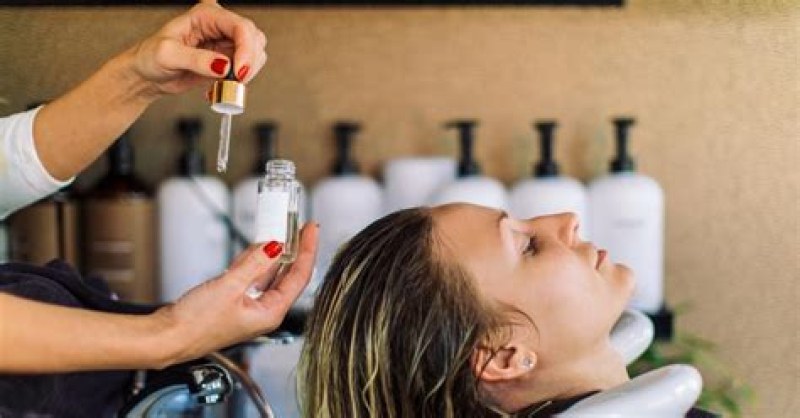 Готвят нова по-строга наредба за фризьори, козметици и татуисти