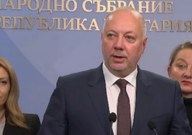 След оставката на правителството - каква е процедурата по Конституция