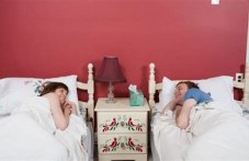 Учени: Ако партньорите спят отделно, се радват на добро здраве,