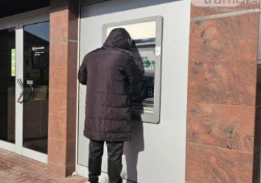 Банките в Пловдив мобилизират екипи в новогодишната нощ заради преминаването към евро