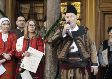 Възрожденски ритуал оживя на празника на свети Спиридон в Пловдив