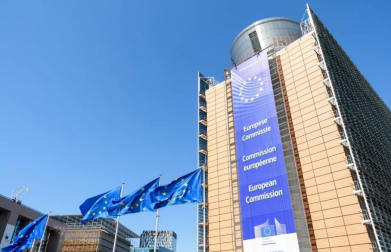 ЕК категорично: България в еврозоната от 1 януари