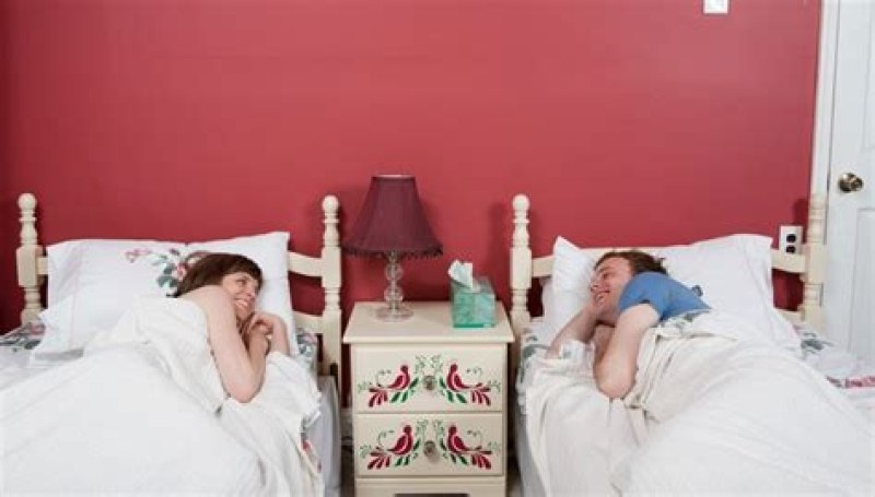 Учени: Ако партньорите спят отделно, се радват на добро здраве,