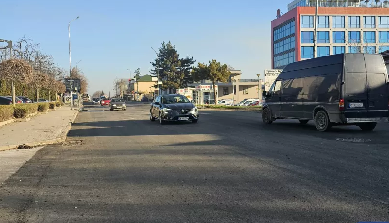 Коли тръгнаха по Брезовско шосе след 4 години ремонт