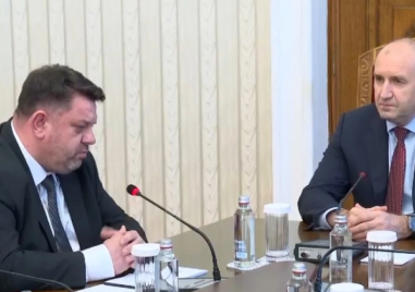 „БСП - Обединена левица“ влязоха на консултации при президента, ето какво обсъждаха