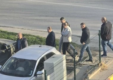 Икономическа полиция влезе в болница “Селена“, изведоха собственика