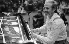 Да почетем паметта на Маестро Милчо Левиев, роден в Пловдив на днешната дата