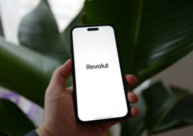 Revolut скъса с лева - вече всички салда в BGN се конвертират автоматично в евро