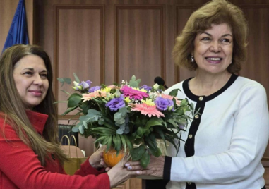 С признание и аплодисменти: Окръжен съд – Пловдив изпрати своя дългогодишен ПР Галина Константинова