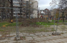 Пловдивчани настояват спорен имот в центъра да бъде зелена площ