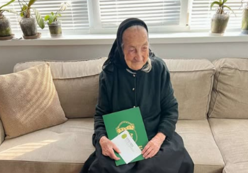 Нова столетница в Карловско - честита да е баба Мария!