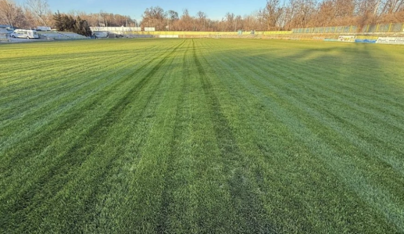 Обновен е теренът на стадион “Марица“