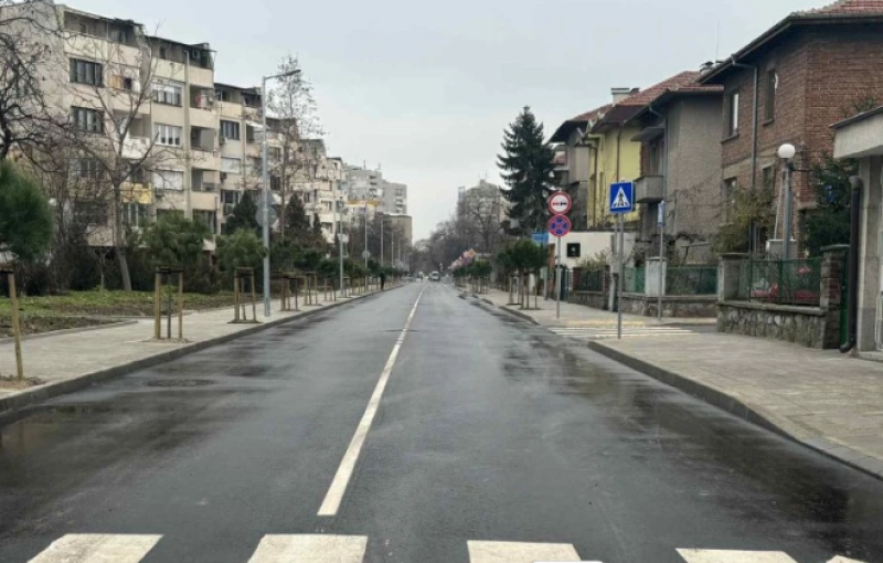Откриха новоремонтирана улица в “Източен“ за над 3 млн. лв, част от жителите са недоволни
