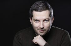 Петър Влайков е новият стар шеф на Кукления театър, връща Веселка Кунчева