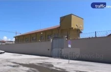 Затворник от Пловдив заведе дело, къпал се в ареста с кофа и трябвало да се пере в килията
