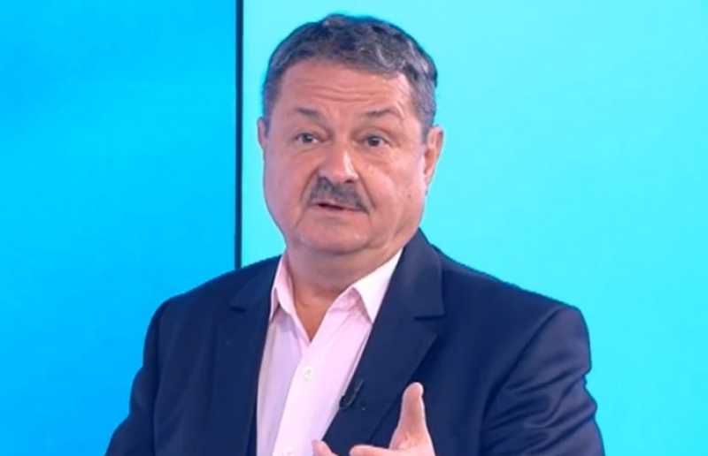 Проф. Георги Рачев: Сняг по Коледа, ледени дни около Нова година